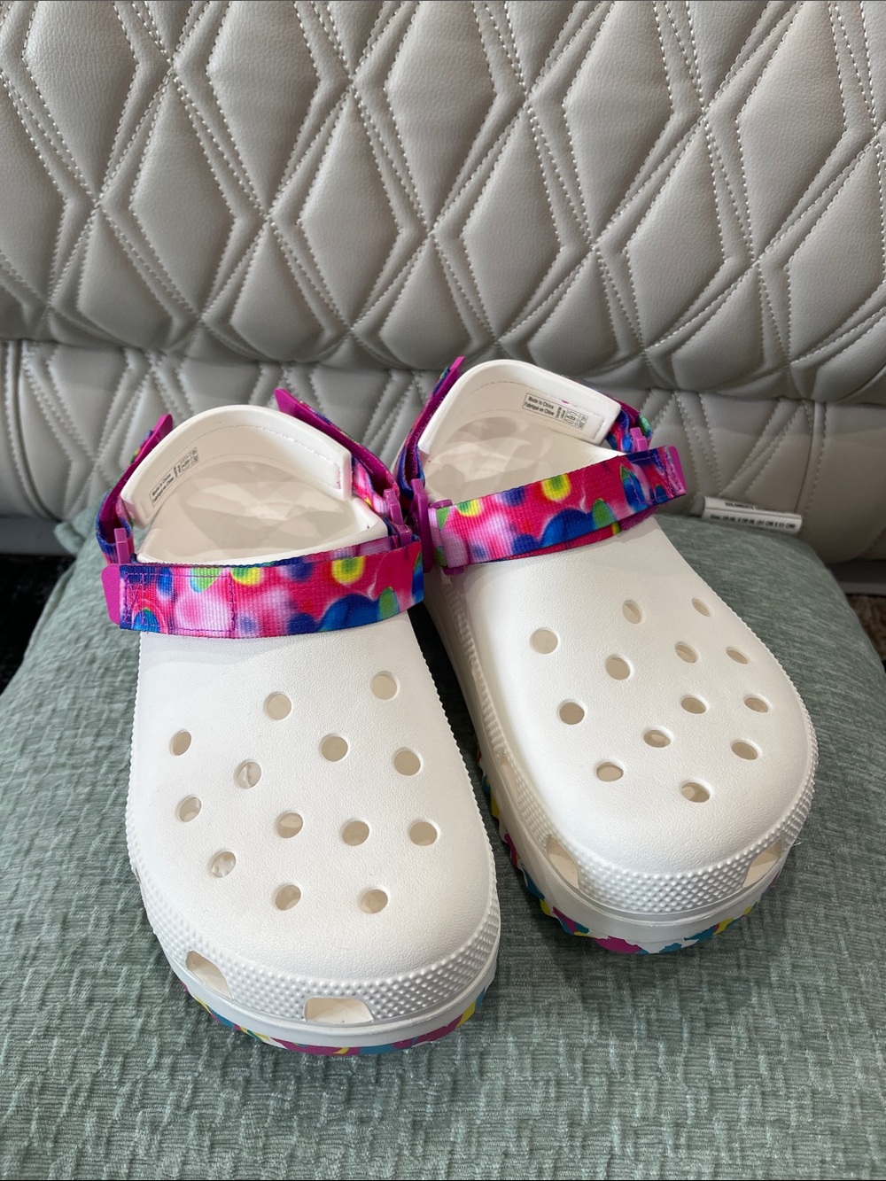 Crocs women/men classic hiker solarized clock Multicolor Strap Size M6, W8.